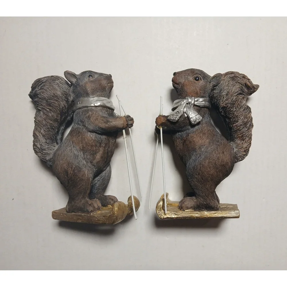 Set‎ Of Brown  Cute Winter Skiing Squirrels Christmas Holiday Decor